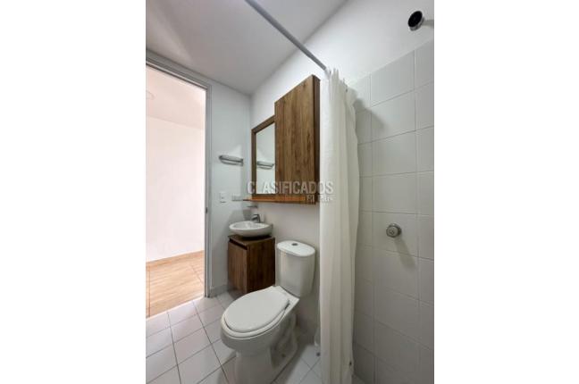 Apartamentos, Alquiler, Poblado Campestre - $800.000