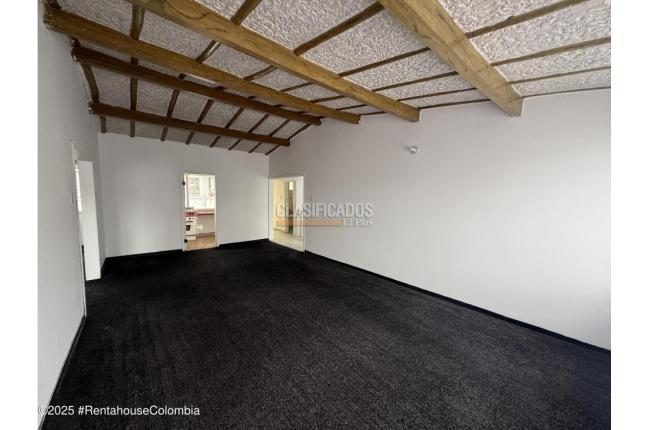 Casas, Venta, Bogotá - $890.000.000