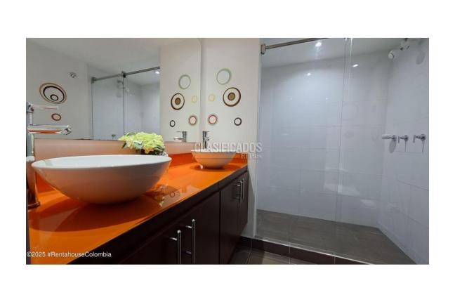 Apartamentos, Venta, Bogotá - $700.000.000