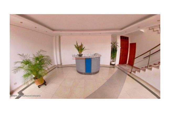 Oficinas y Consultorios, Alquiler en Bogotá