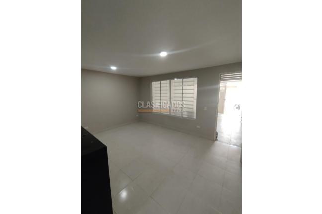 Casas, Alquiler, Primitivo Crespo - $1.450.000
