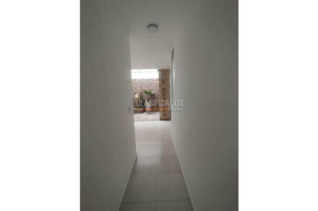 Casas, Alquiler, Primitivo Crespo - $1.450.000