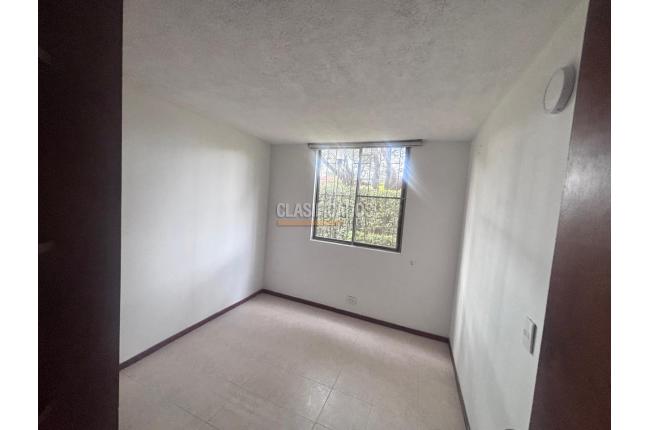 Apartamentos, Alquiler en La Hacienda