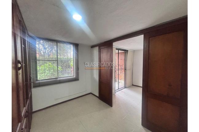 Apartamentos, Alquiler en La Hacienda