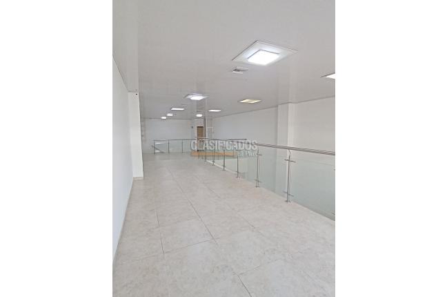 Locales y Bodegas, Alquiler, Cristóbal Colón - $4.800.000