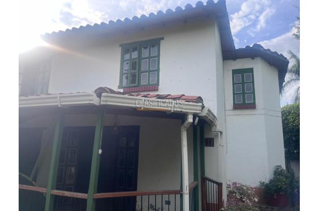 Casas, Venta, Álamos - $580.000.000