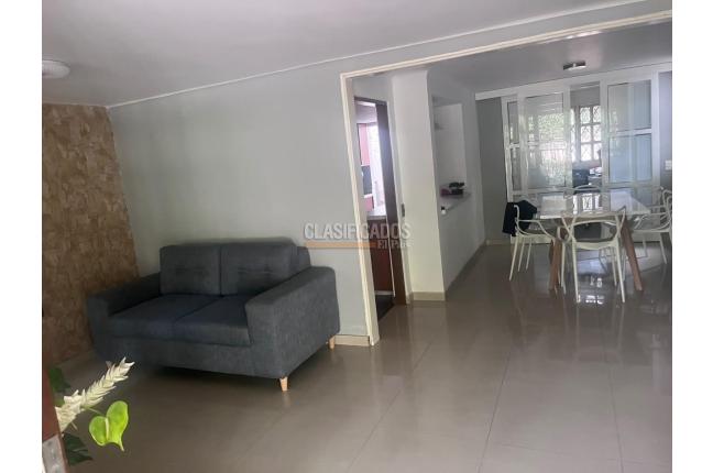 Casas, Venta, Álamos - $580.000.000