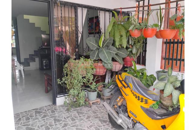 Casas, Venta en Brisas del Guabito