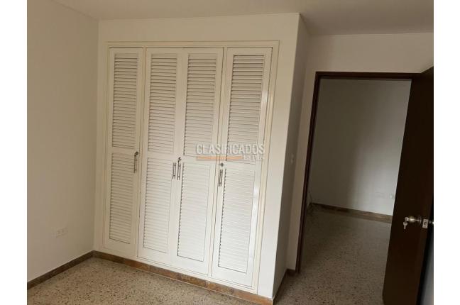 Apartamentos, Venta, Versalles - $485.000.000