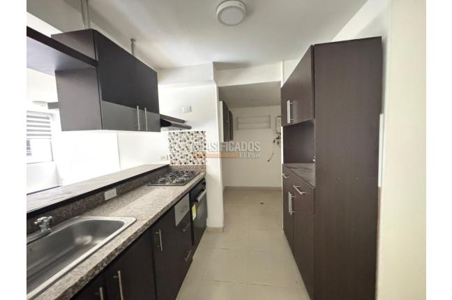 Apartamentos, Alquiler, El Bosque - $2.500.000
