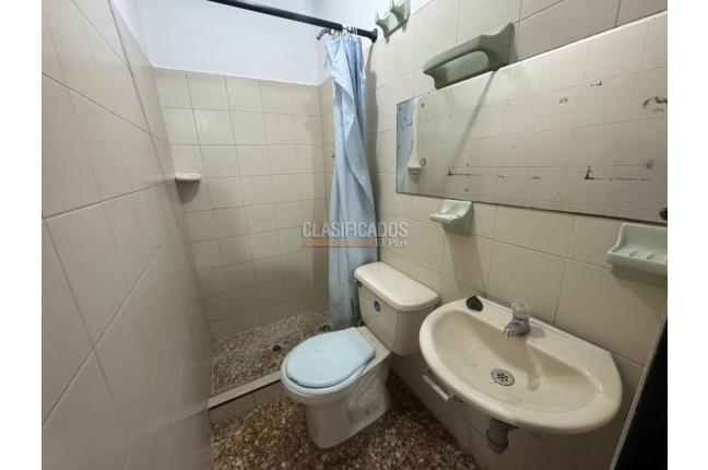 Apartamentos, Alquiler, Alfonso López - $650.000