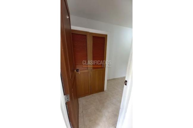 Apartamentos, Alquiler, La Base - $800.000