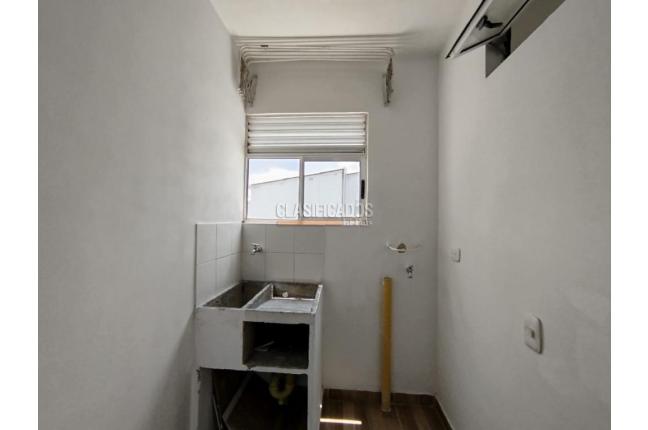 Apartamentos, Alquiler, Candelaria - $750.000
