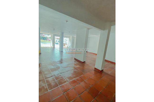 Locales y Bodegas, Alquiler, Camino Real - $5.000.000