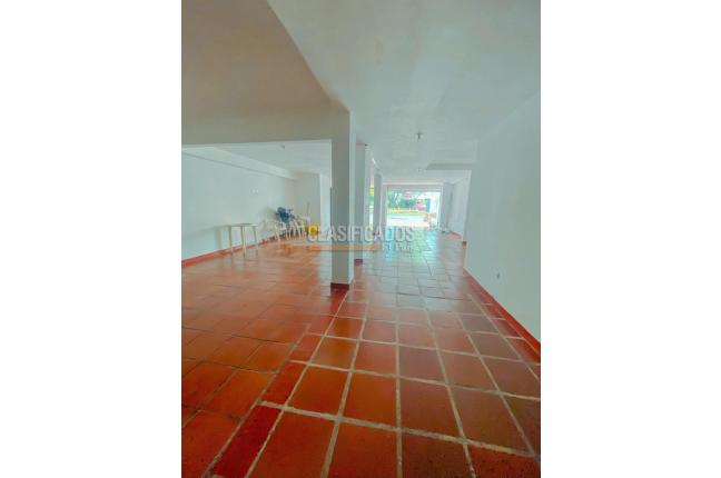 Locales y Bodegas, Alquiler, Camino Real - $5.000.000