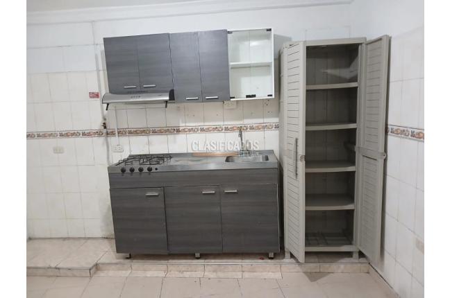 Apartamentos, Alquiler, Colseguros - $1.400.000