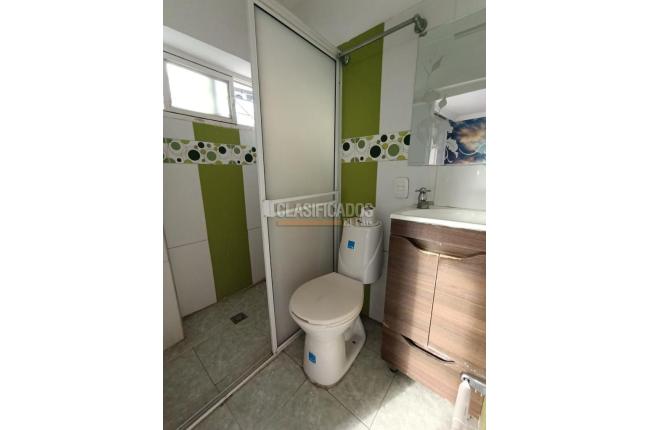 Apartamentos, Alquiler, Colseguros - $1.400.000