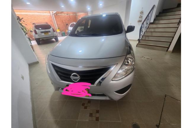 Nissan Versa 2019
