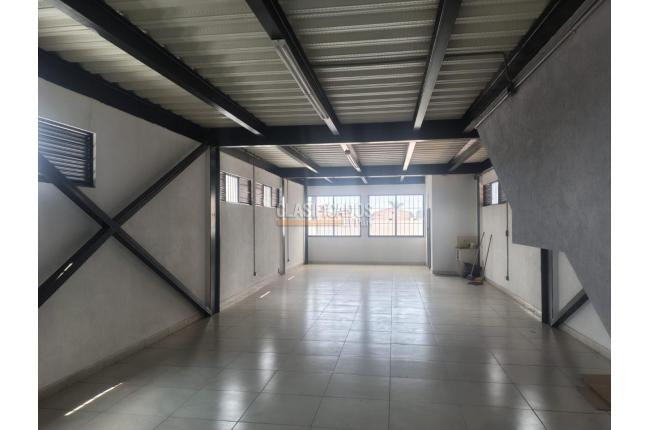 Locales y Bodegas, Venta, Bretaña - $800.000.000