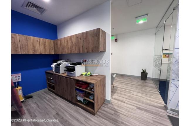 Oficinas y Consultorios, Venta, Bogotá - $2.450.000.000