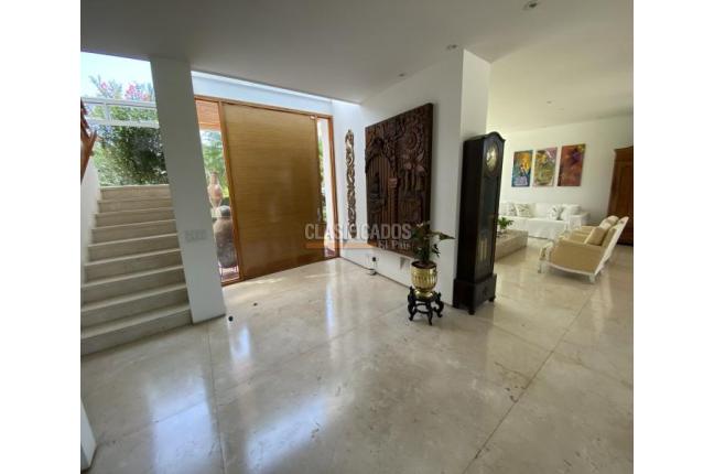 Casas, Alquiler en Ciudad Jardín