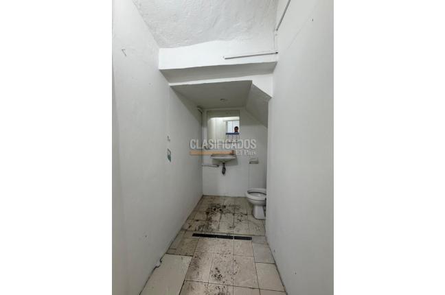 Locales y Bodegas, Alquiler, San Bosco - $7.800.000