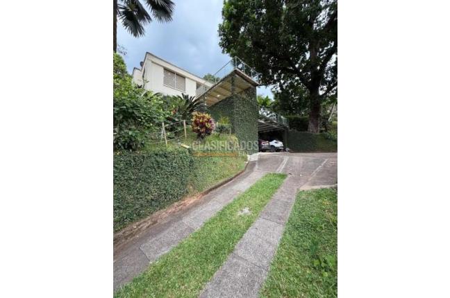 Casas, Venta, Bella Suiza - $2.400.000.000