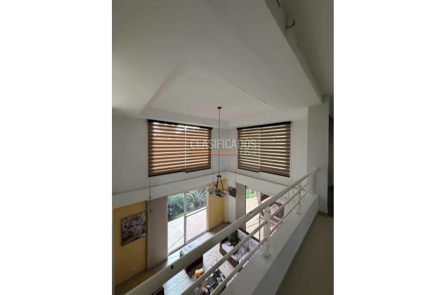 Casas, Venta, Bella Suiza - $2.400.000.000