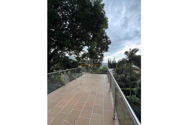 Casas, Venta, Bella Suiza - $2.400.000.000