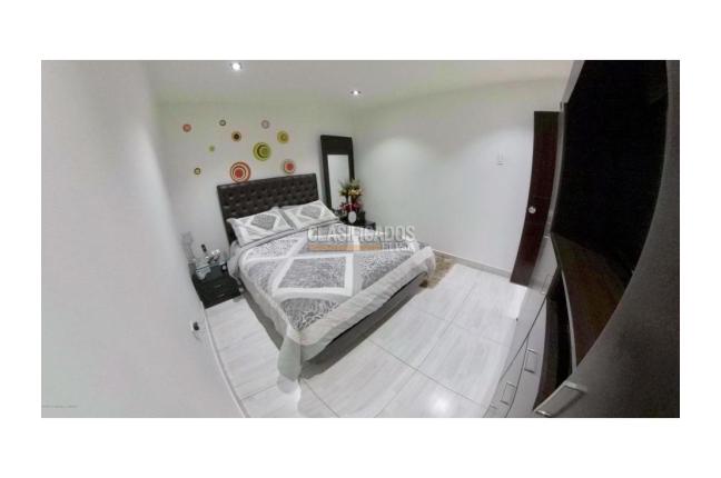 Casas, Venta, Bogotá - $1.350.000.000