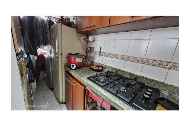Apartamentos, Venta, Bogotá - $240.000.000
