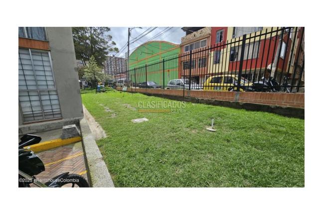 Apartamentos, Venta, Bogotá - $240.000.000