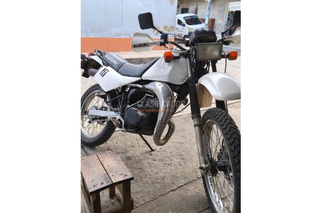 Suzuki TS 1999