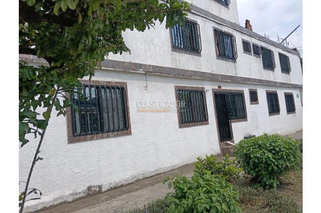 Apartamentos, Alquiler en Cristóbal Colón