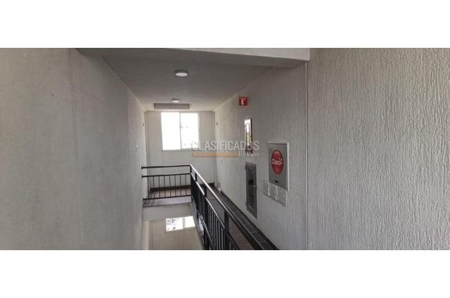 Apartamentos, Alquiler, Ciudad Pacifica - $1.200.000