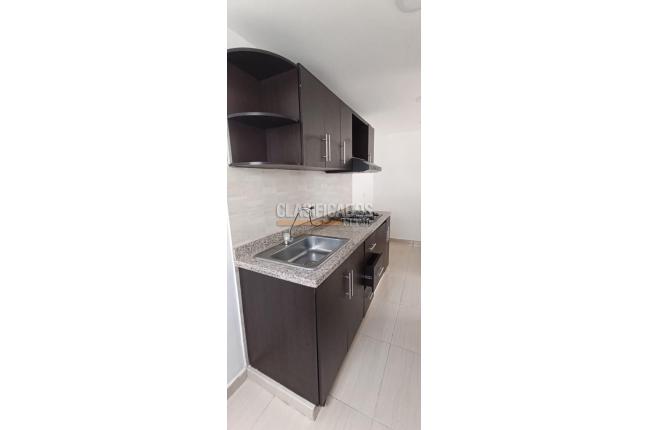 Apartamentos, Alquiler, Ciudad Pacifica - $1.200.000