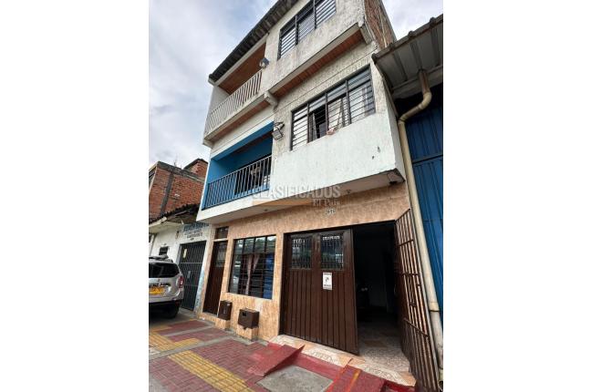 Casas, Venta en El Paraíso