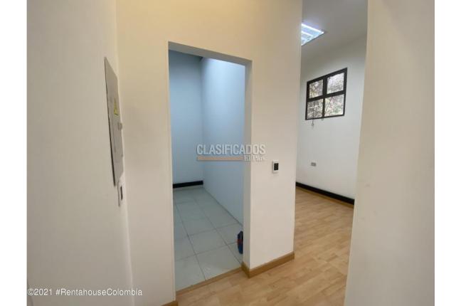 Locales y Bodegas, Venta, Bogotá - $1.750.000.000