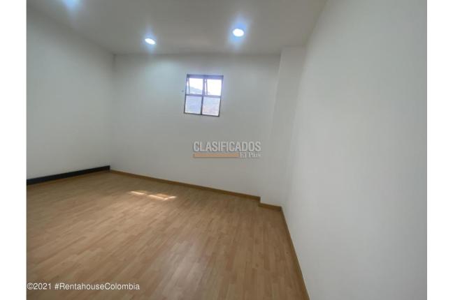 Locales y Bodegas, Venta, Bogotá - $1.750.000.000