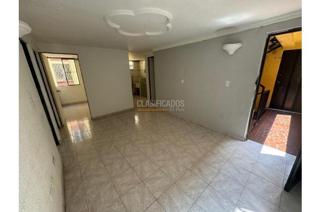 Apartamentos, Alquiler, Alcázares - $900.000