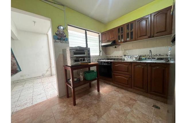 Casas, Alquiler, El Limonar - $3.500.000