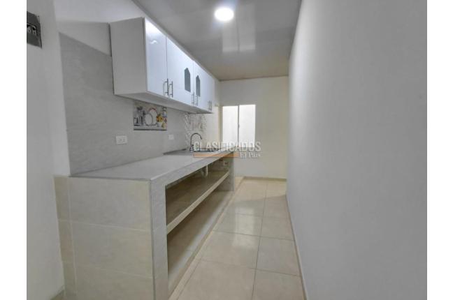 Apartamentos, Alquiler, Candelaria - $750.000