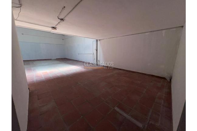 Oficinas y Consultorios, Alquiler, Santa Mónica Residencial - $2.500.000