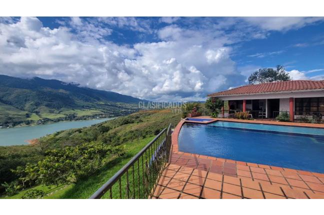 Fincas y Casas Campestres, Venta, Calima (Darién) - $1.800.000.000