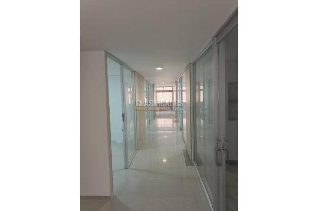 Oficinas y Consultorios, Alquiler, Santa Rosa - $2.500.000
