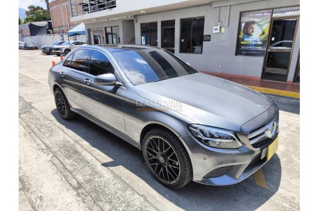Mercedes Benz 180 2019