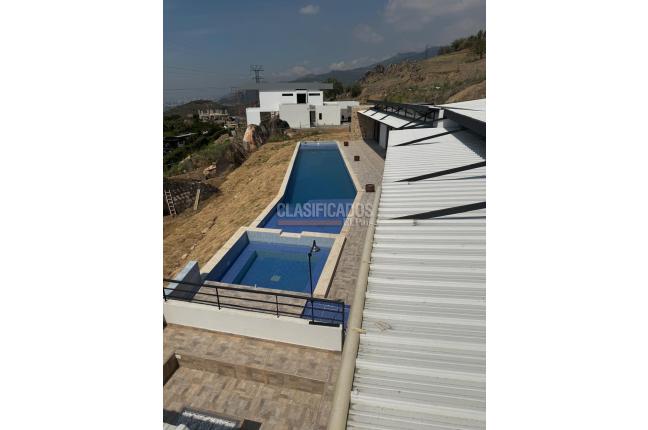 Fincas y Casas Campestres, Venta en Yumbo
