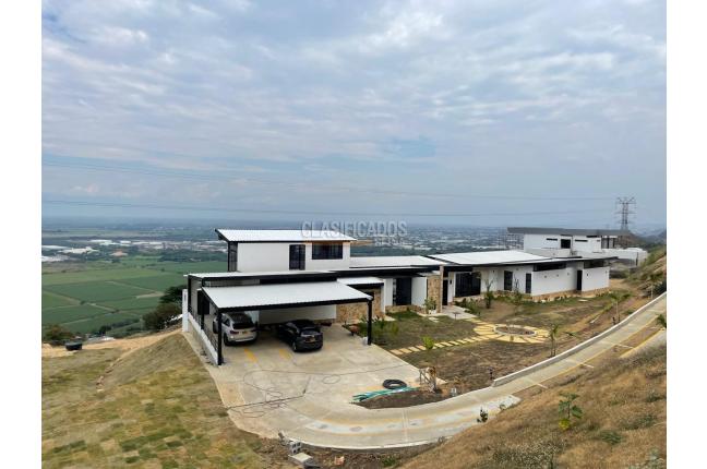 Fincas y Casas Campestres, Venta en Yumbo