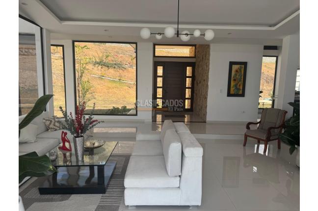 Fincas y Casas Campestres, Venta, Yumbo - $3.500.000.000