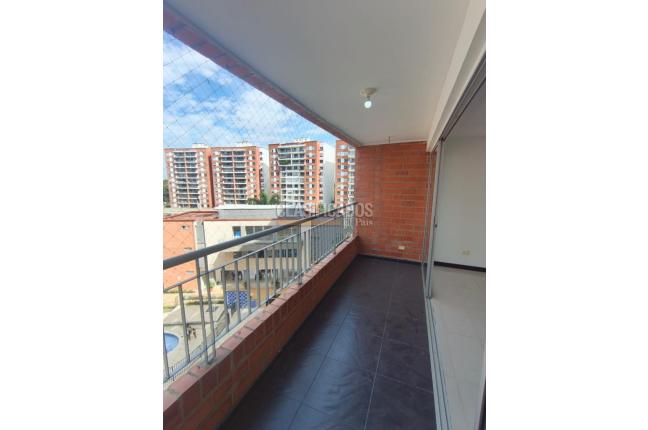 Apartamentos, Alquiler, Ciudad Jardín - $3.000.000
